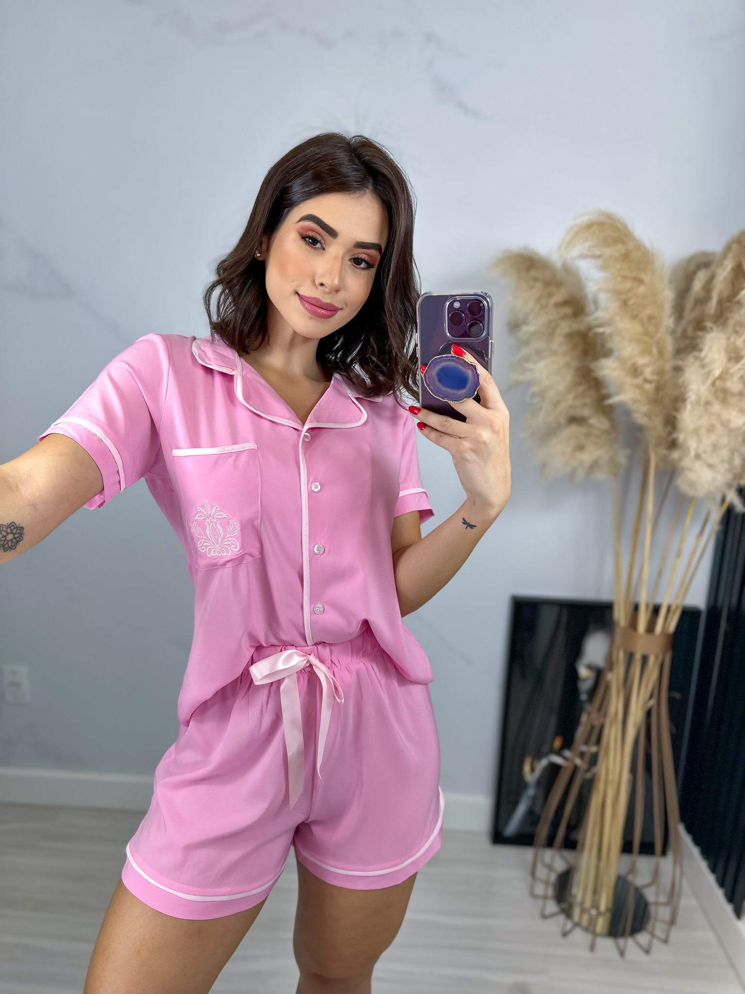 Short Doll americano bordado rosa